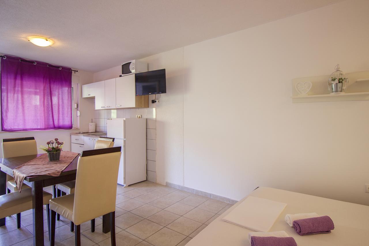 Apartments Hajdi Duće 외부 사진